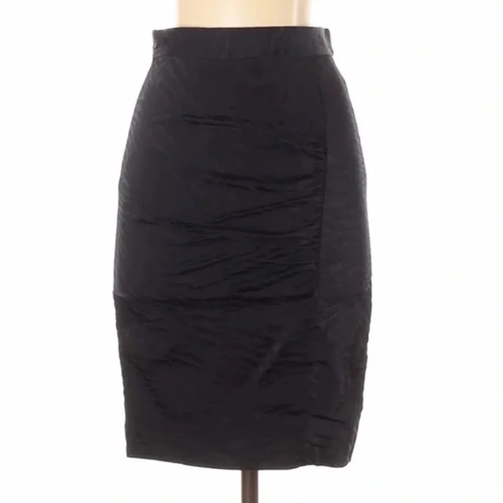 Diane Von Furstenberg stunning skirt